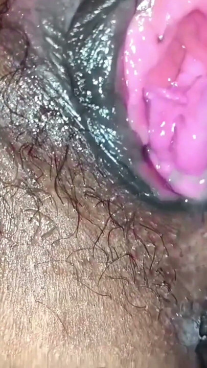 Suman bhabhi blue lipstick laga ke husband ka lund chusi.desi uncle ne aunty ke chut me hath dal ke chudai kiya.hindi sex videos | Clip 1