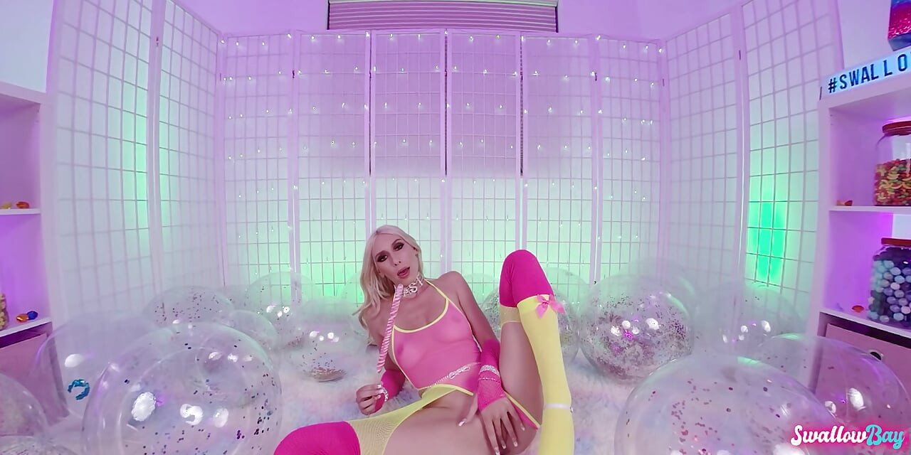 Hot Barbie Girl Kay Lovely Masturbating and Sucking Dick