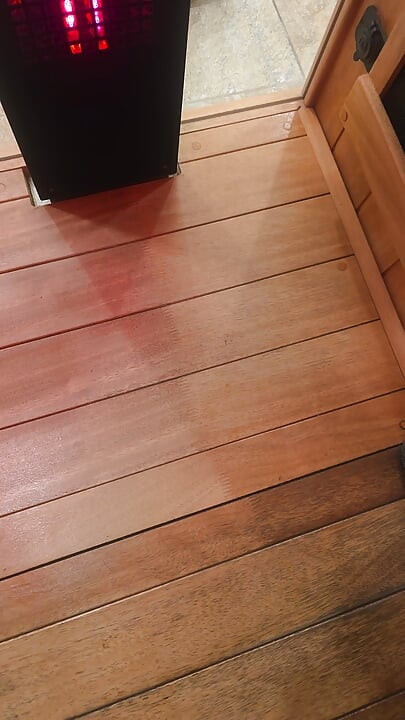 Risky Sauna