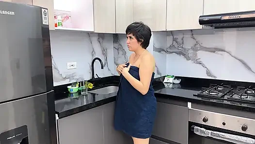 I Order a Delivery, but I Like the Delivery Mans Huge and Delicious Cock Better, so I Ask Him to Stick It in Me