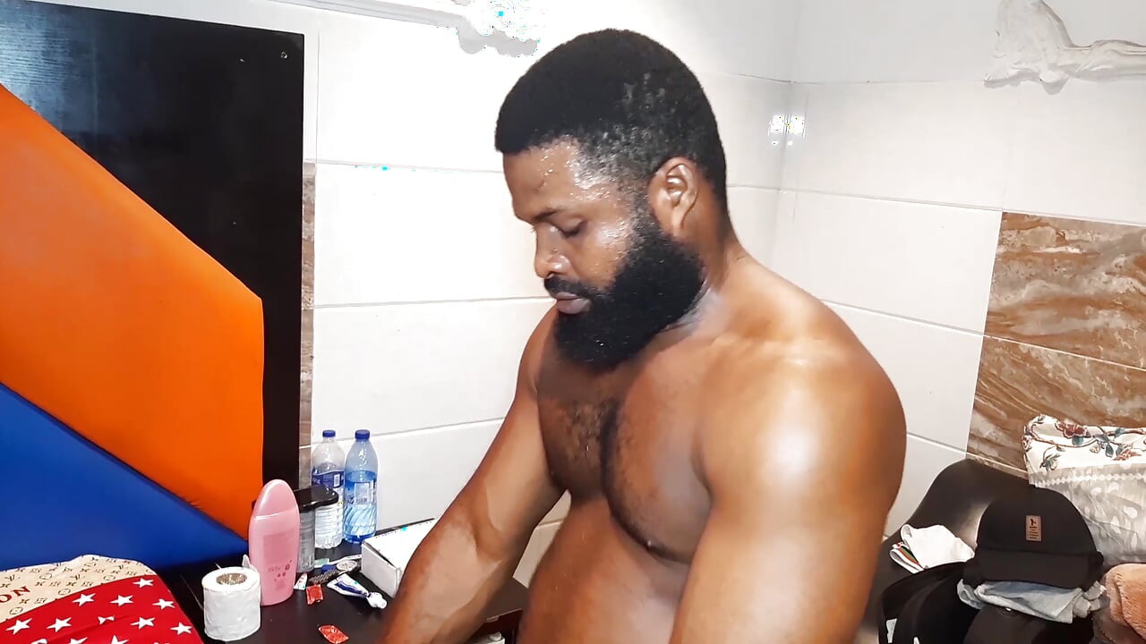 Slutty Miriam's Pussy fucked By Krissyjoh's Big Dick