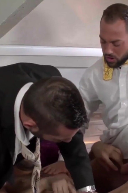 MENATPLAY - alejandro Torres和sergi Rodriguez玩3P性爱