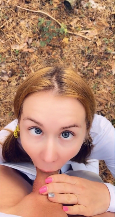 Sloppy blowjob in the park. She mouth is made for cock | Clip 1