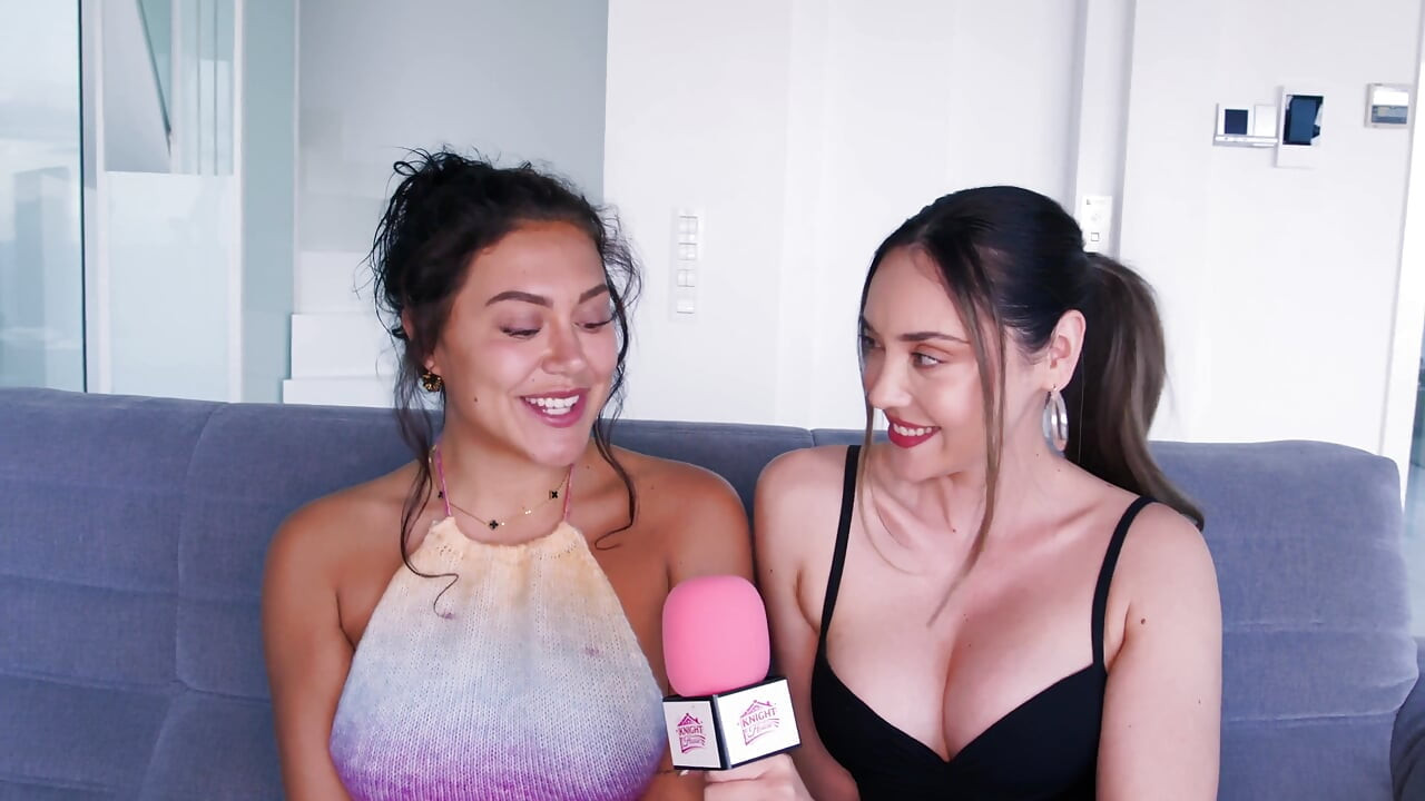 Kylie Jones sex în grup