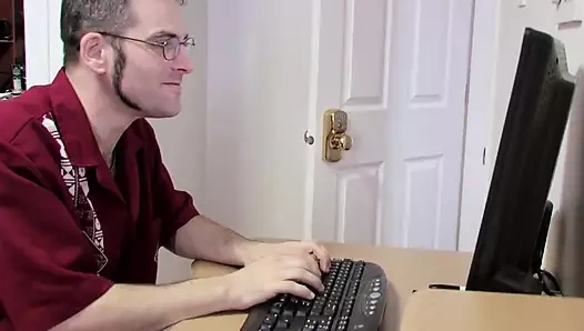 Barely legal Vanessa Gold a whore with golden hair gets