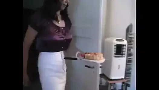 Mature crossdresser bake a cake and gets fucked