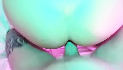 Милфа-блондинка Eva Latex в латексе, розовое платье Minet трахает киску большой хуй, извращенная гонзо