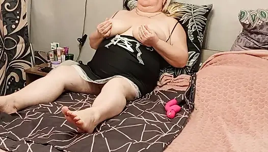 Memek ibu tiri pengen kontol besar