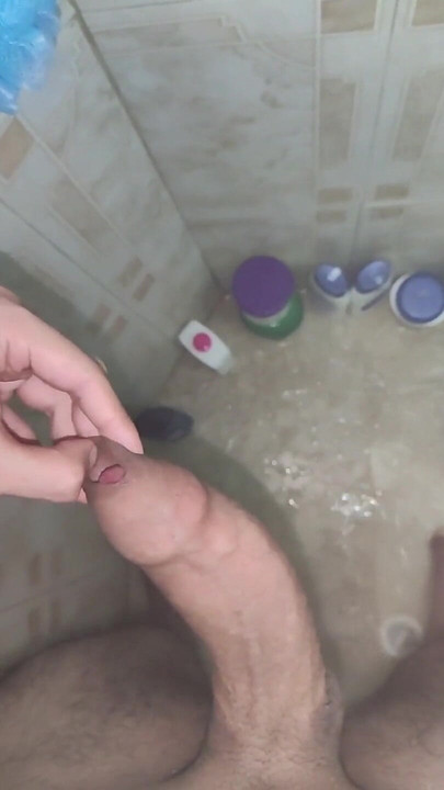 シャワーを浴びて私の荷物を運んでくれませんか?