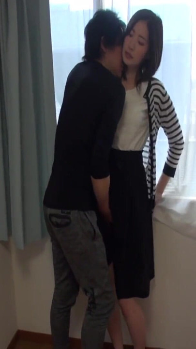 Hitomi - Housewife Pick-Up (34y Old) Vol. 3 | Clip 1