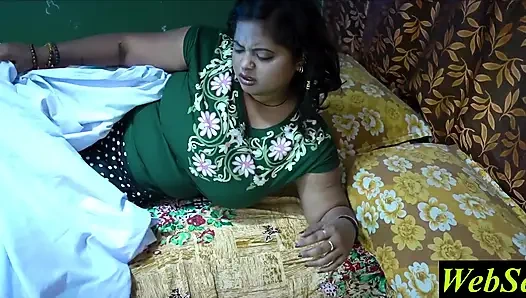 Seks hardcore yang luar biasa tertangkap di tengah malam! Rekaman seks selingkuh asli!