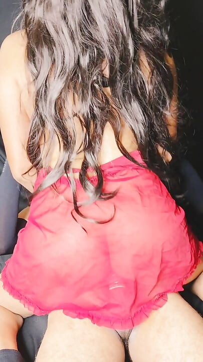 圣诞节出轨：妻子的黑暗秘密