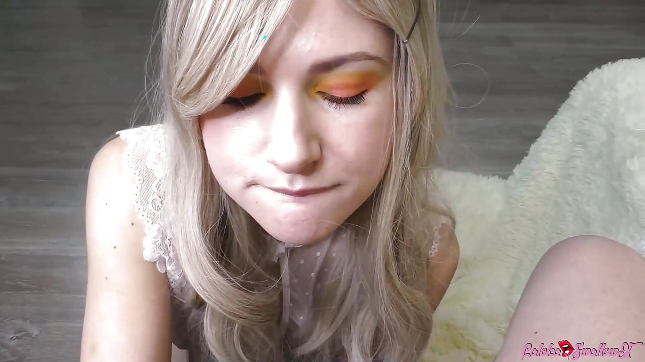 POV 火辣金髮女下班後感性吸吮大雞巴 - 射在嘴裡