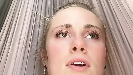 Трансляция началась