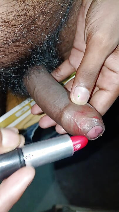 Applied lipstick in land