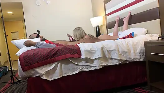 После шоу за кулисами