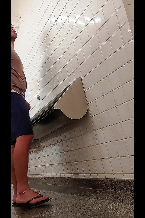 I Visited a City and Ended up Naked in a Public Restroom.