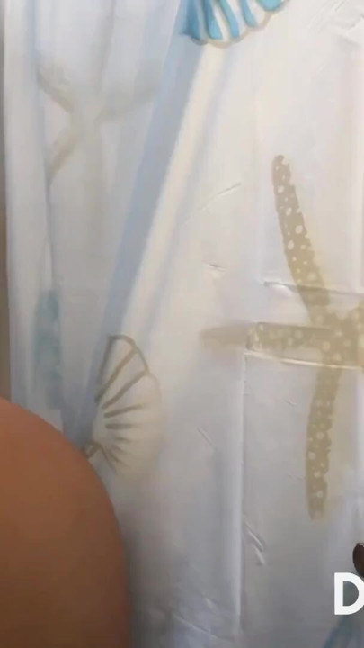 PART 1: MY STEPMOM SECRETLY GIVES ME A BLOWJOB IN THE BATHROOM AFTER HAVING AN ARGUMENT WITH MY STEPDAD. | Clip 3
