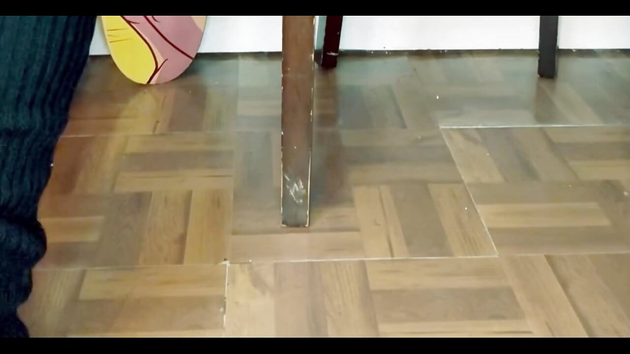 Kancelarijska analna drolja široki ugao