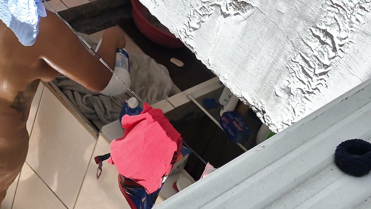 My Neighbor Almost Caught Me Recording Her I Masturbated Until I Think She Saw Me