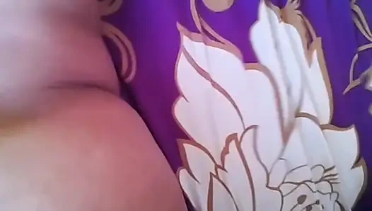 Hintli kız Pooja mumbai evinde erkek arkadaşıyla sikişiyor