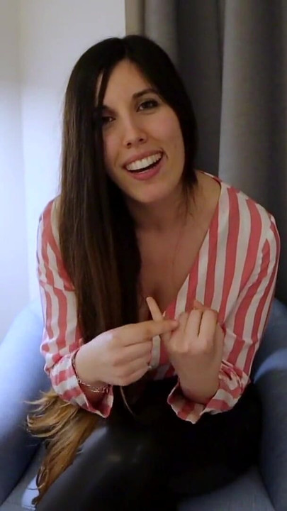 Mächtiger moment aus "Mein Tinder date hat einen kleinen schwanz"