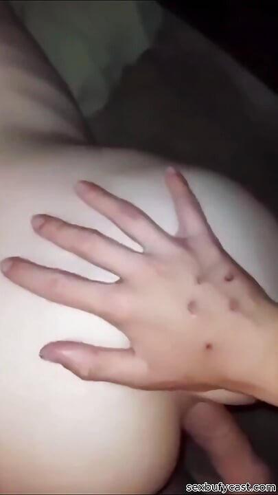 Fat Turkish girl doing anal