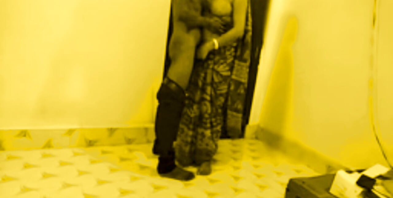 I went to Hot bhabhi's house during Rainy vacation and enjoyed a lot with my lovely bhabhi,