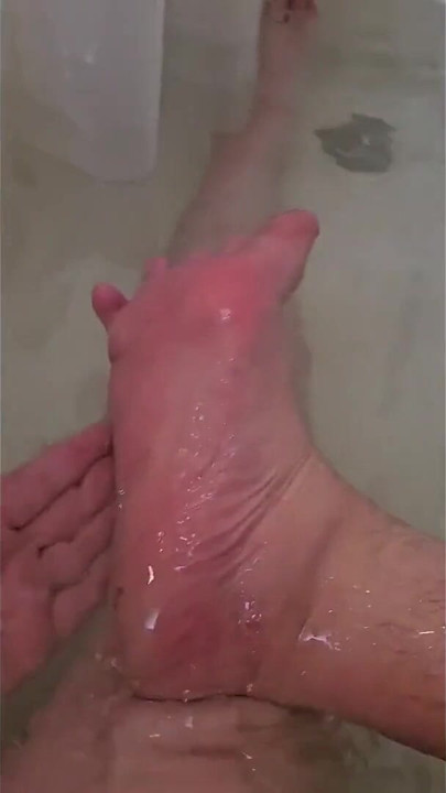I'm Dirty! Wash Me Please
