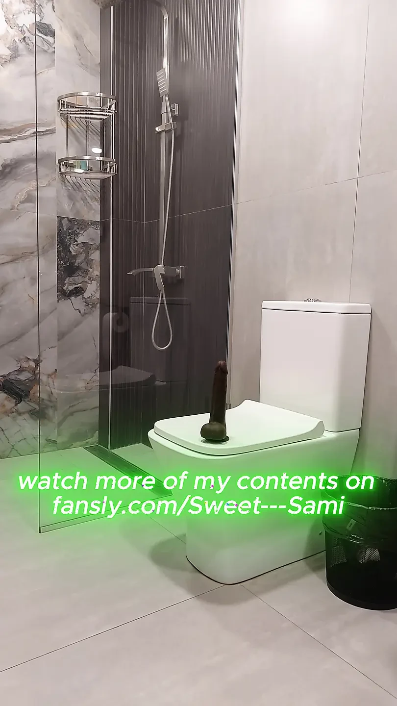 hotwife Sami Orgasm with big black dildo pussy full of cum