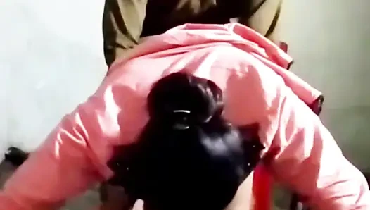 Chut mein land Dala to fat Gai nikala tha