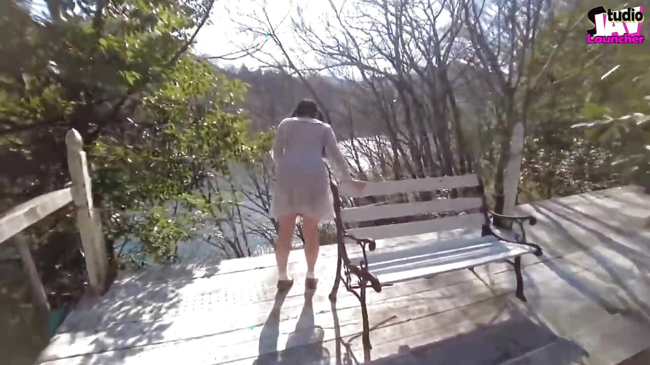 거리 스프레이 - 당신은 그녀가 모든 정류장에 그녀의 흔적을 떠나는 방법을 처리 할 수 있습니까? 챕터 2