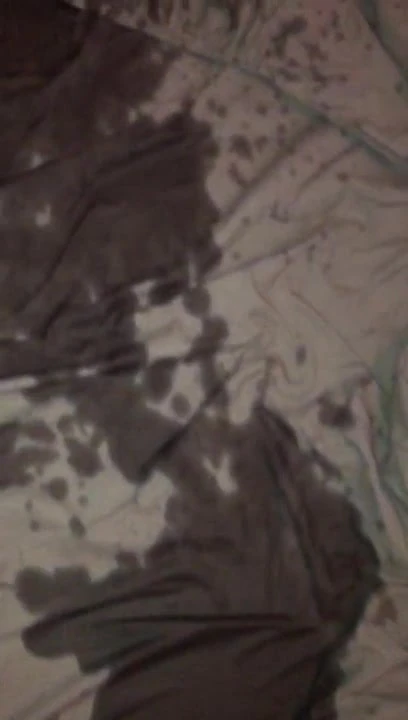Look at the floor after she squirted