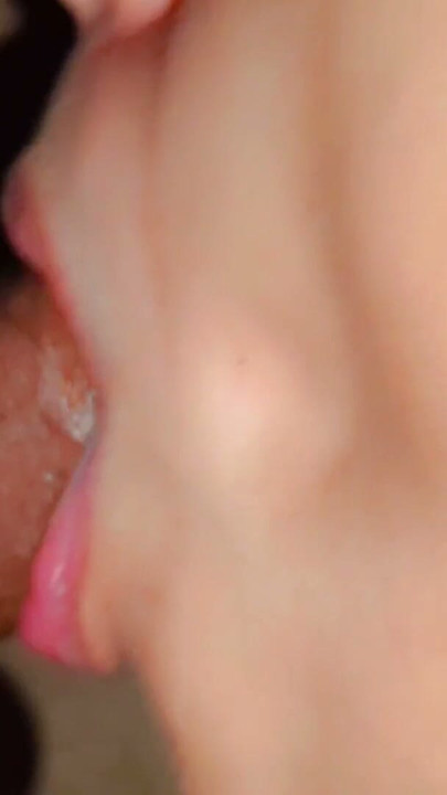 Stepsister giving me a blowjob for her desire | Clip 2