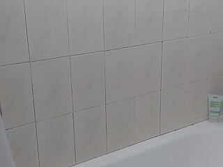 Masturbação na hora do banho