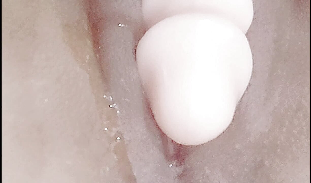 เล่นคนเดียวและยัดเข้าไปข้างใน