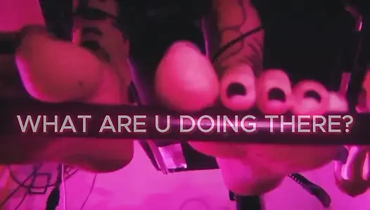 POV Человеческая Мебель: оставайся еще, пока я наслаждаюсь моей музыкой, твоя итальянская богиня