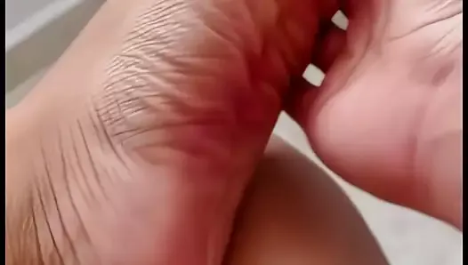 worship my feet, soles and toes close-up in 4k