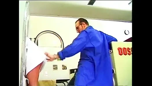 Anal Fuck in the Laundry Room