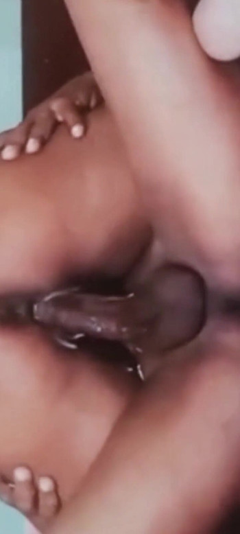 Emocionální okamžik z "Nové bhabhi dewar sex video"