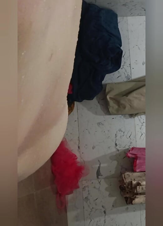 Priya Bhabi 側指大洞視頻