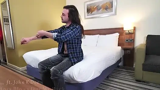 После работы из дома момент, я, наконец, получил изменения, чтобы получить моего сотрудника в моем гостиничном номере! Да мы долго трахали, и он кончил