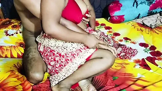 desi vhabi hard fucking and Dirty talking with her boyfriend.