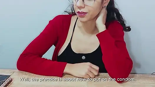 Инструкция по дрочке учителя надевает презерватив на тебя и позволяет тебе трахнуть ее