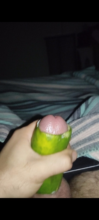 I fuck cucumber (Handmade Blowjob)