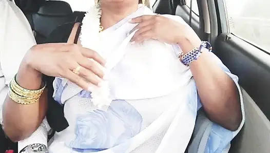 Indischer bhabi-auto-sex. Schöne sari-hausfrau versucht, mit stiefsohn Car Drive.telugu Dirtytalk zu ficken.