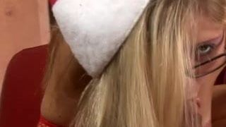 Tabitha James will zu Weihnachten einen harten Schwanz