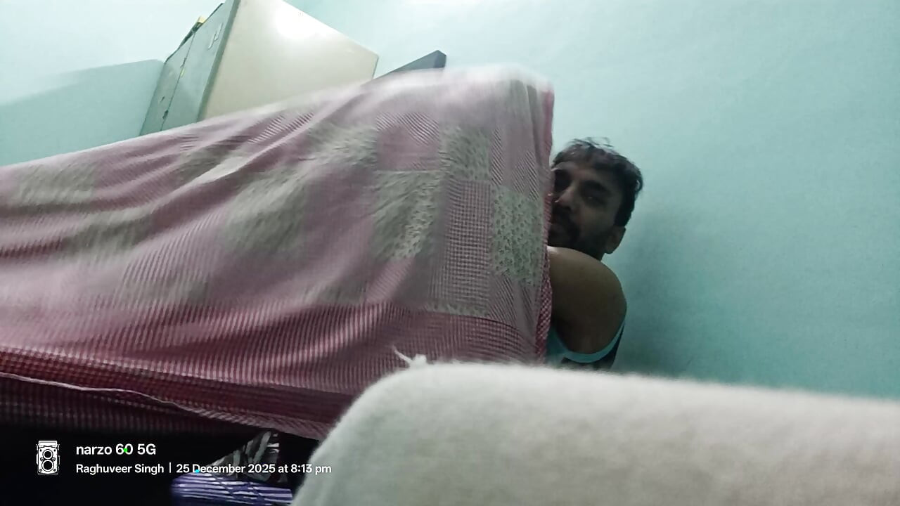 Indian desi girls are sex with neighbour uncle and army officer uncle