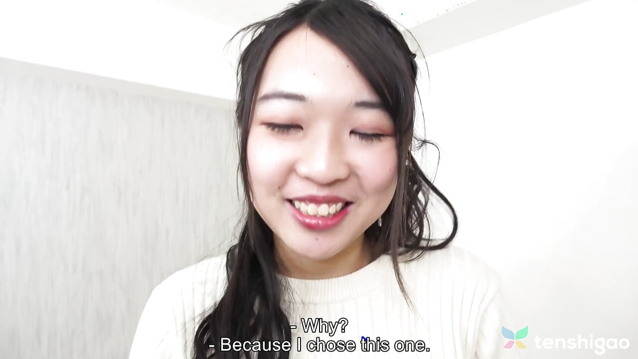 Riho Machida Takes off Her Costume to Play with Us in Her Sexy Lingerie