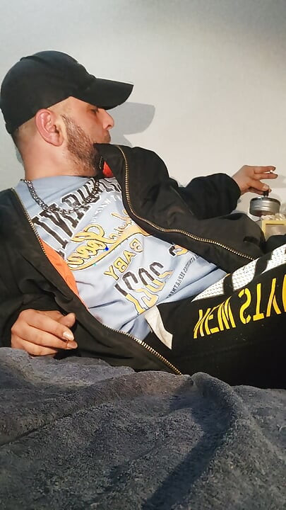 Gnda moje, peshab aur dartijnkabro. hathauda!!!